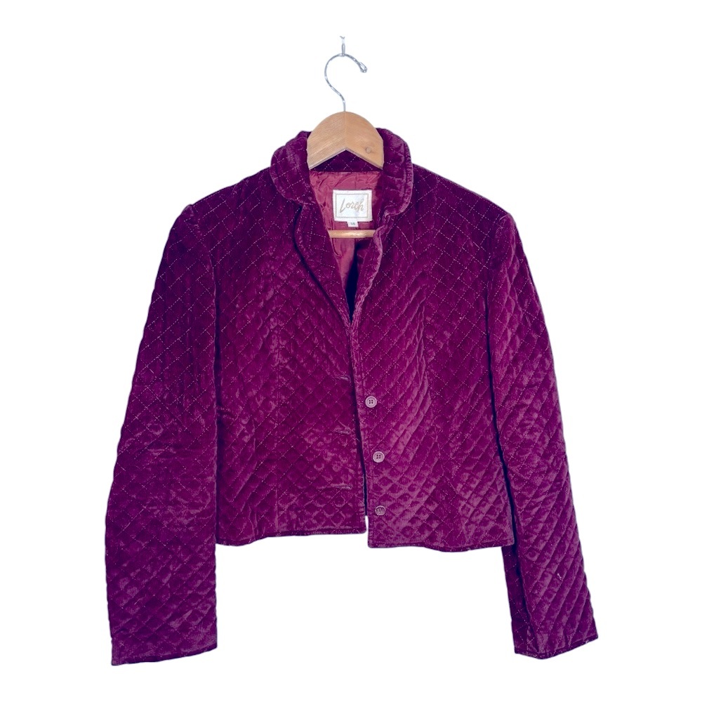 LORCH Vintage Quilted Button Front Cropped Velvet Blazer in Deep Burgundy